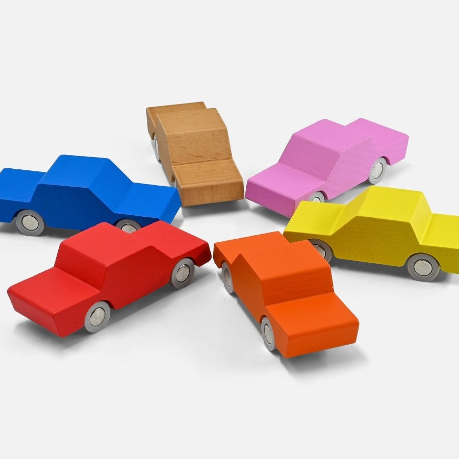 Back and Forth car - AlmaVidaKids