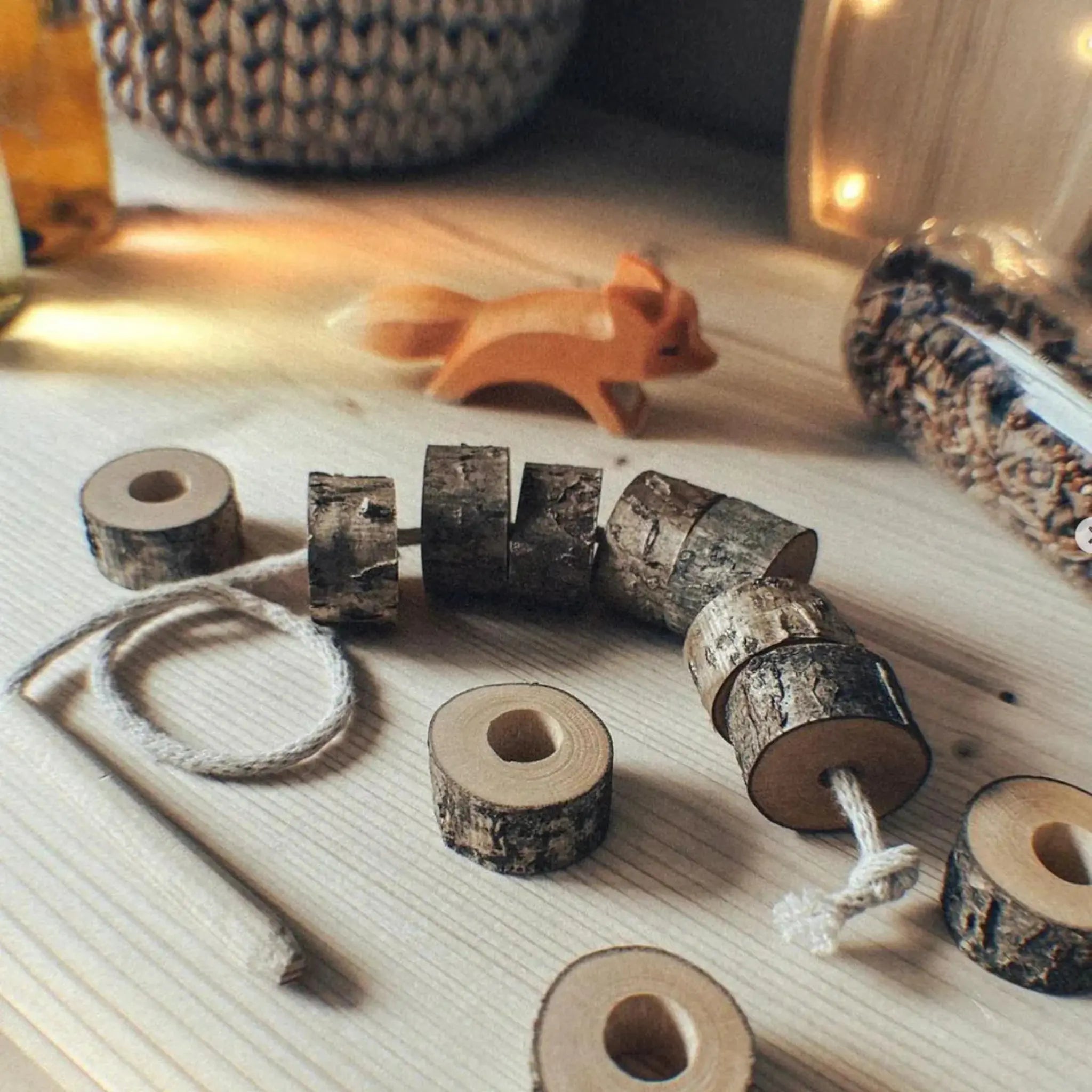 First lacing toy - AlmaVidaKids