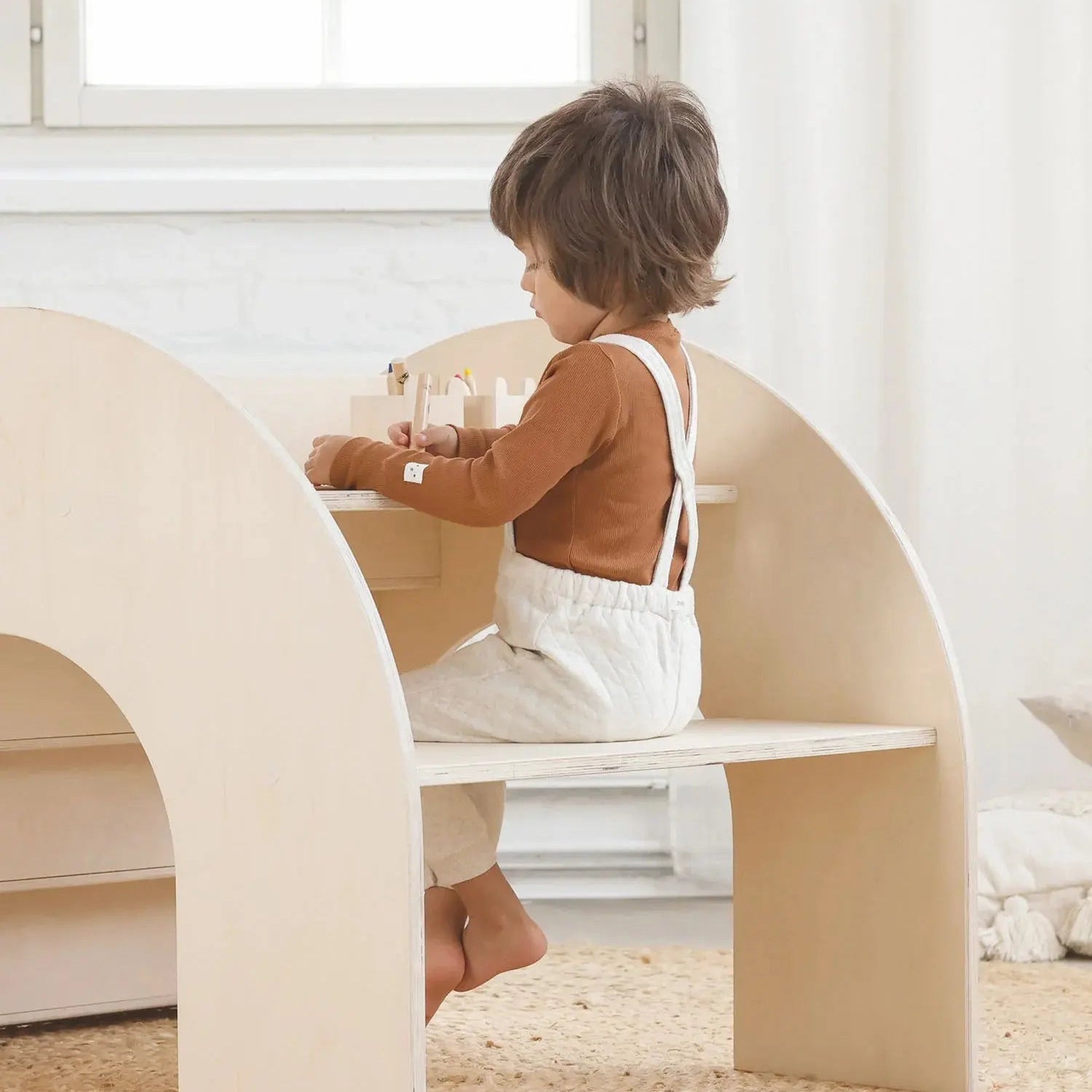 KUMPU Montessori bookshelf - AlmaVidaKids