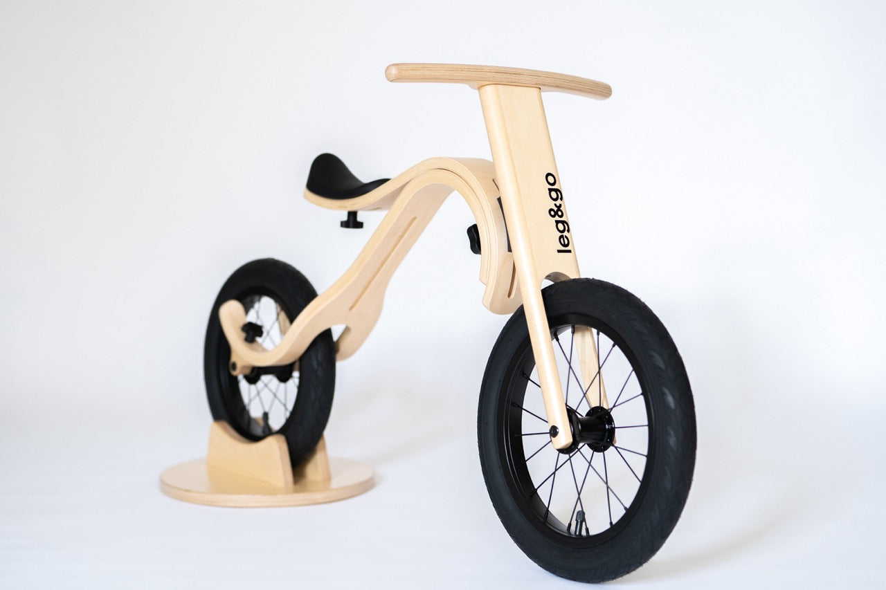 Wooden balance bike for toddler riding practice — Balance Bike 3in1 — AlmaVidaKids