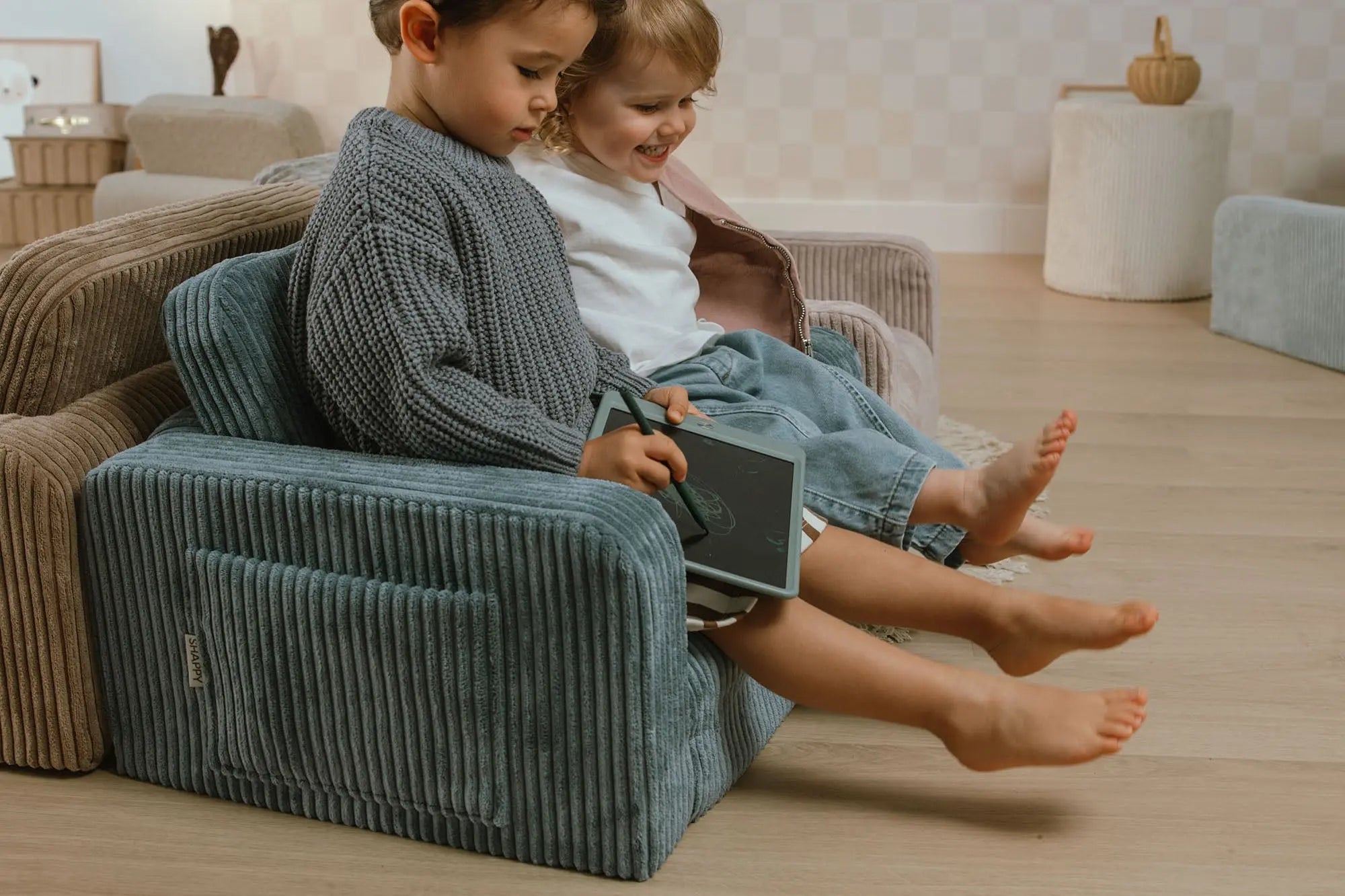 Lumi Toddler Chair Corduroy – 2 - in - 1 Chair and Nap Mattress - AlmaVidaKids