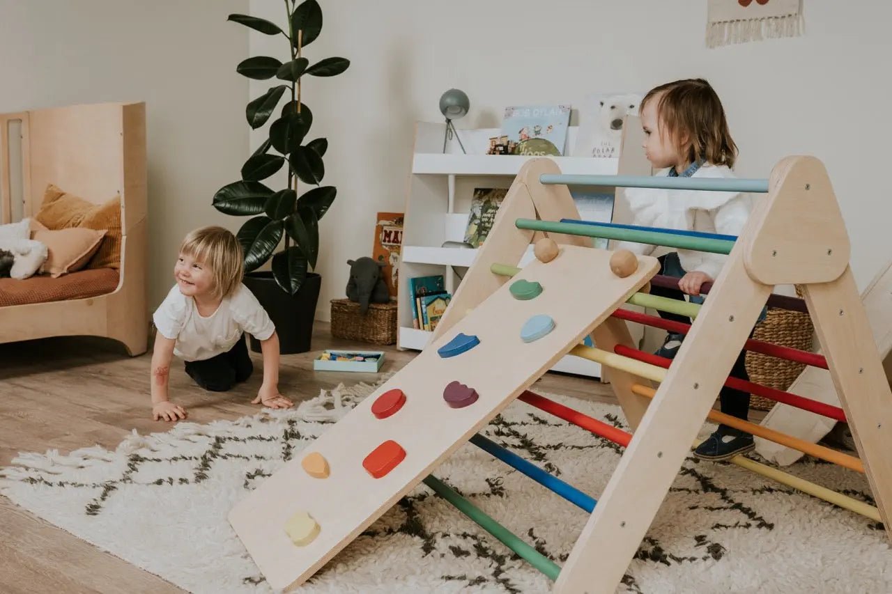 Pikler triangle - AlmaVidaKids
