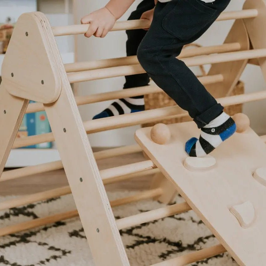 Pikler triangle - AlmaVidaKids