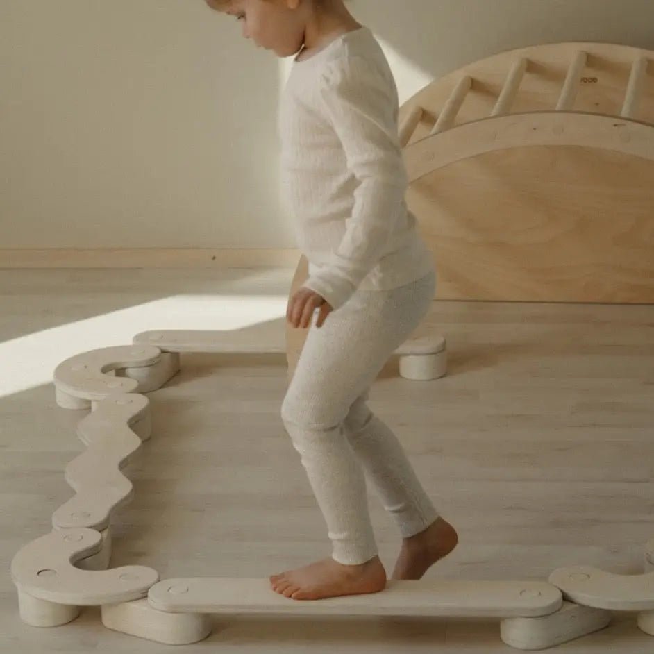 POLKU balance beam - AlmaVidaKids