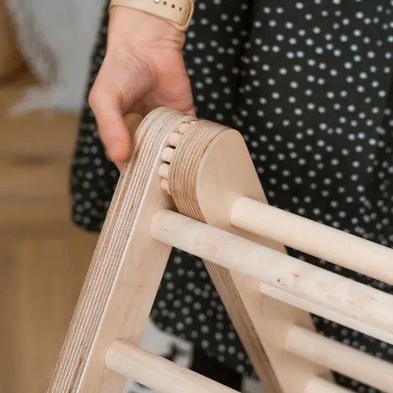 SIPITRI® • 2 segment climbing triangle with adjustable height - AlmaVidaKids