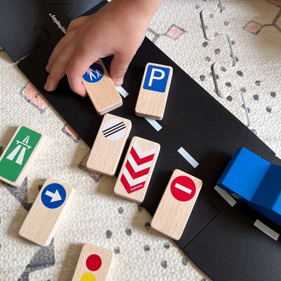 Traffic Signs - AlmaVidaKids