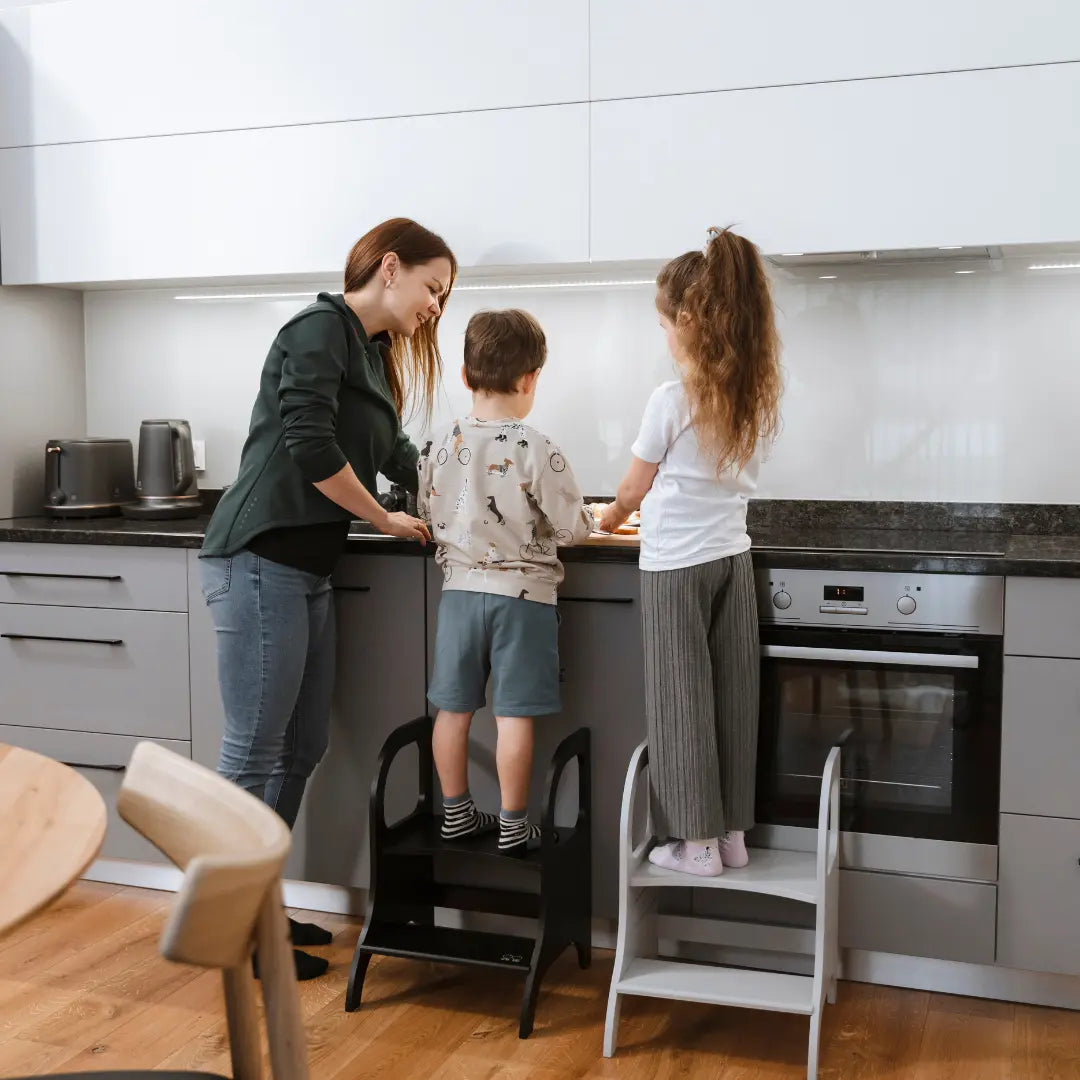 MIIMO® • Adjustable height step stool • Montessori inspired Ette Tete