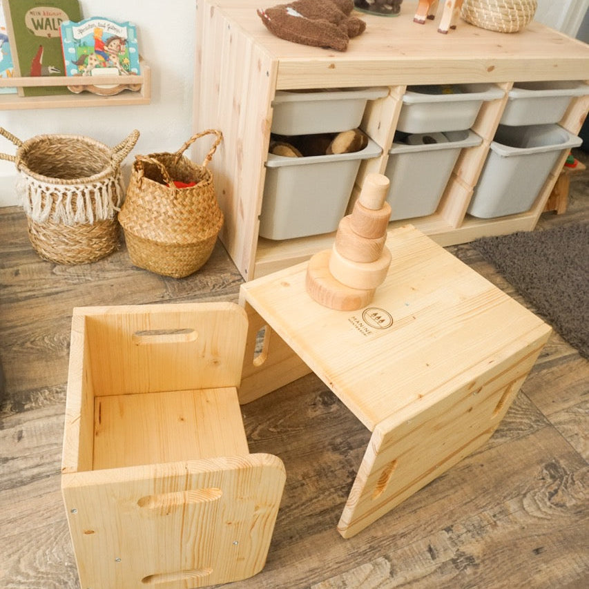 Montessori Set van 2 Kubusstoeltjes - kinderstoel en/of tafeltje van massief hout