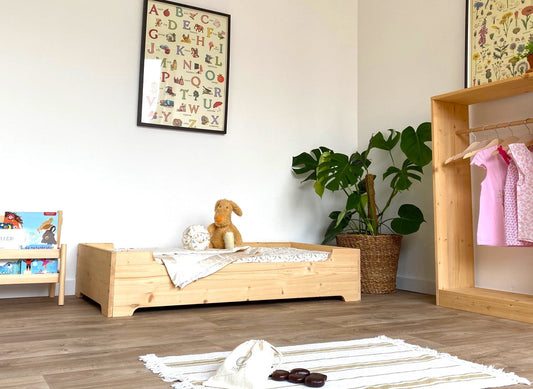 Montessori floor bed