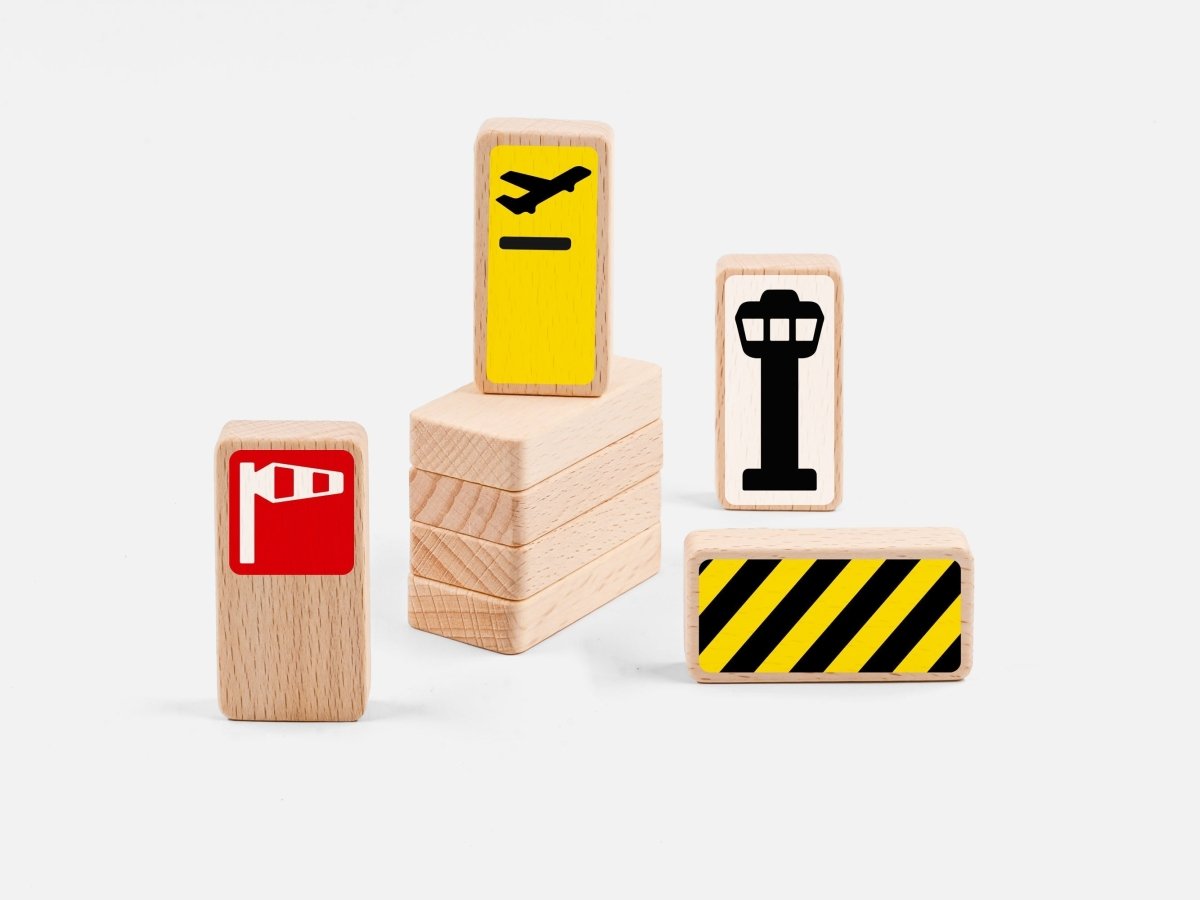 Airport Signs - AlmaVidaKids