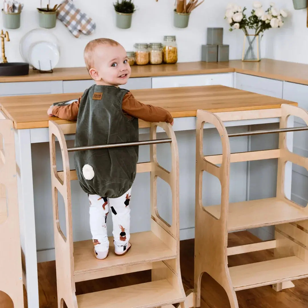 STEP UP • Adjustable height helper tower Ette Tete