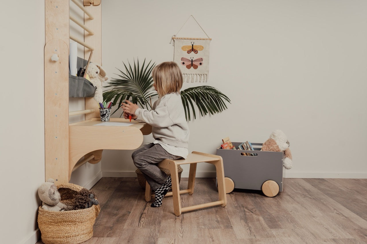 Table & Chair Add-on for Climber Wall Leg&Go