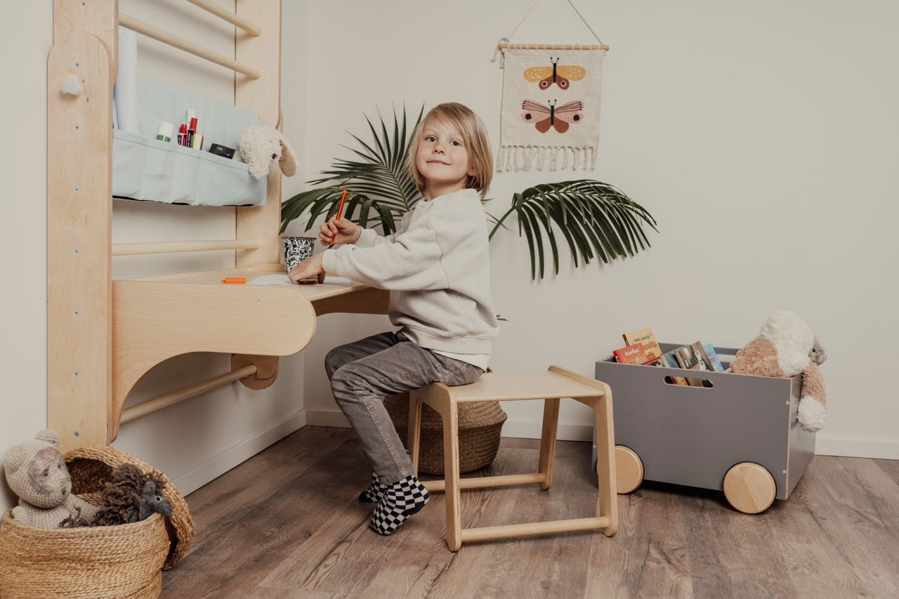 Table & Chair Add-on for Climber Wall Leg&Go