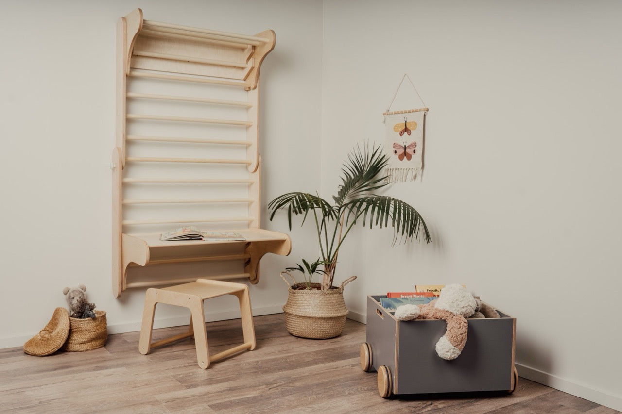 Table & Chair Add-on for Climber Wall Leg&Go