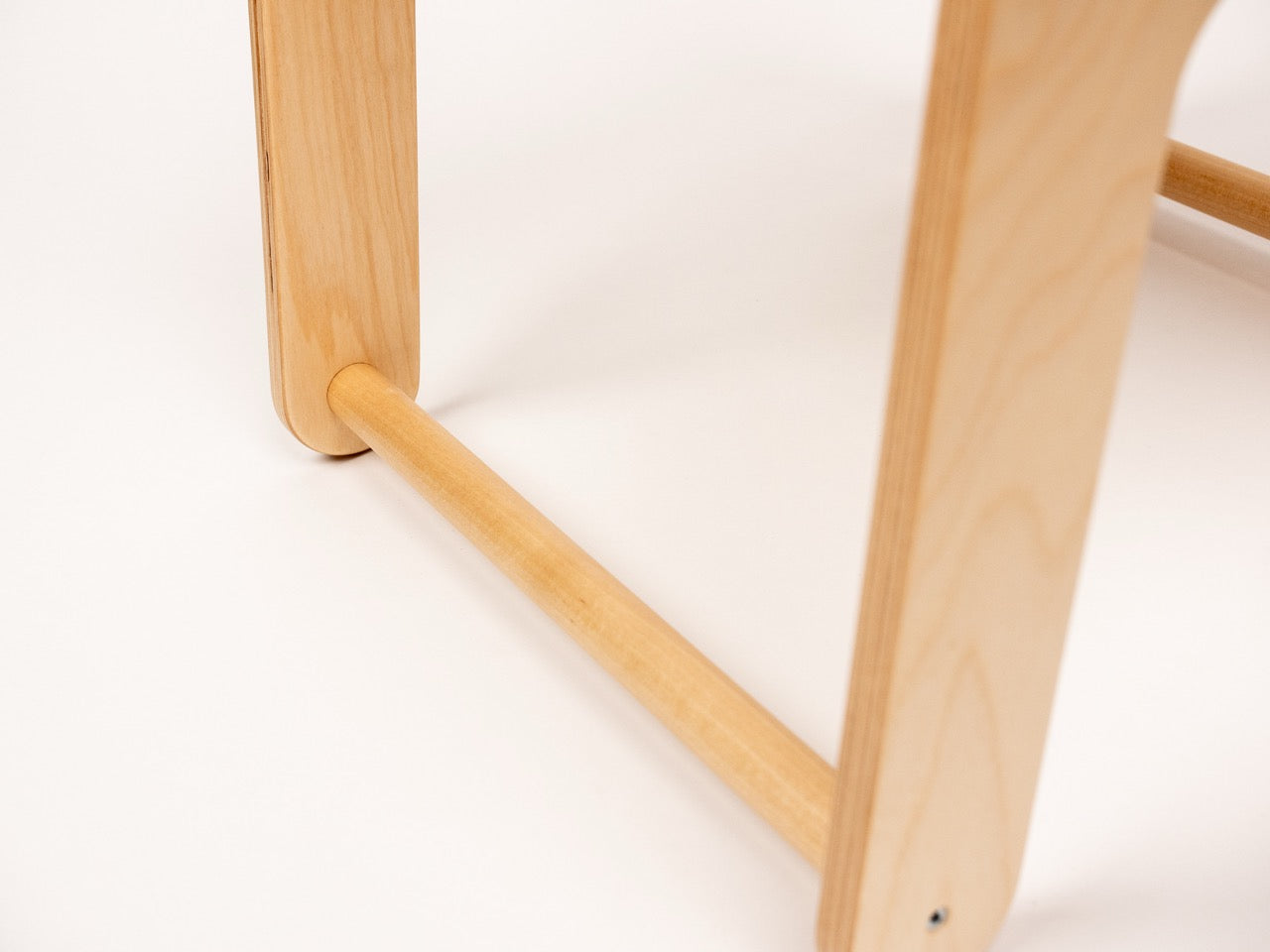 Table & Chair Add-on for Climber Wall Leg&Go