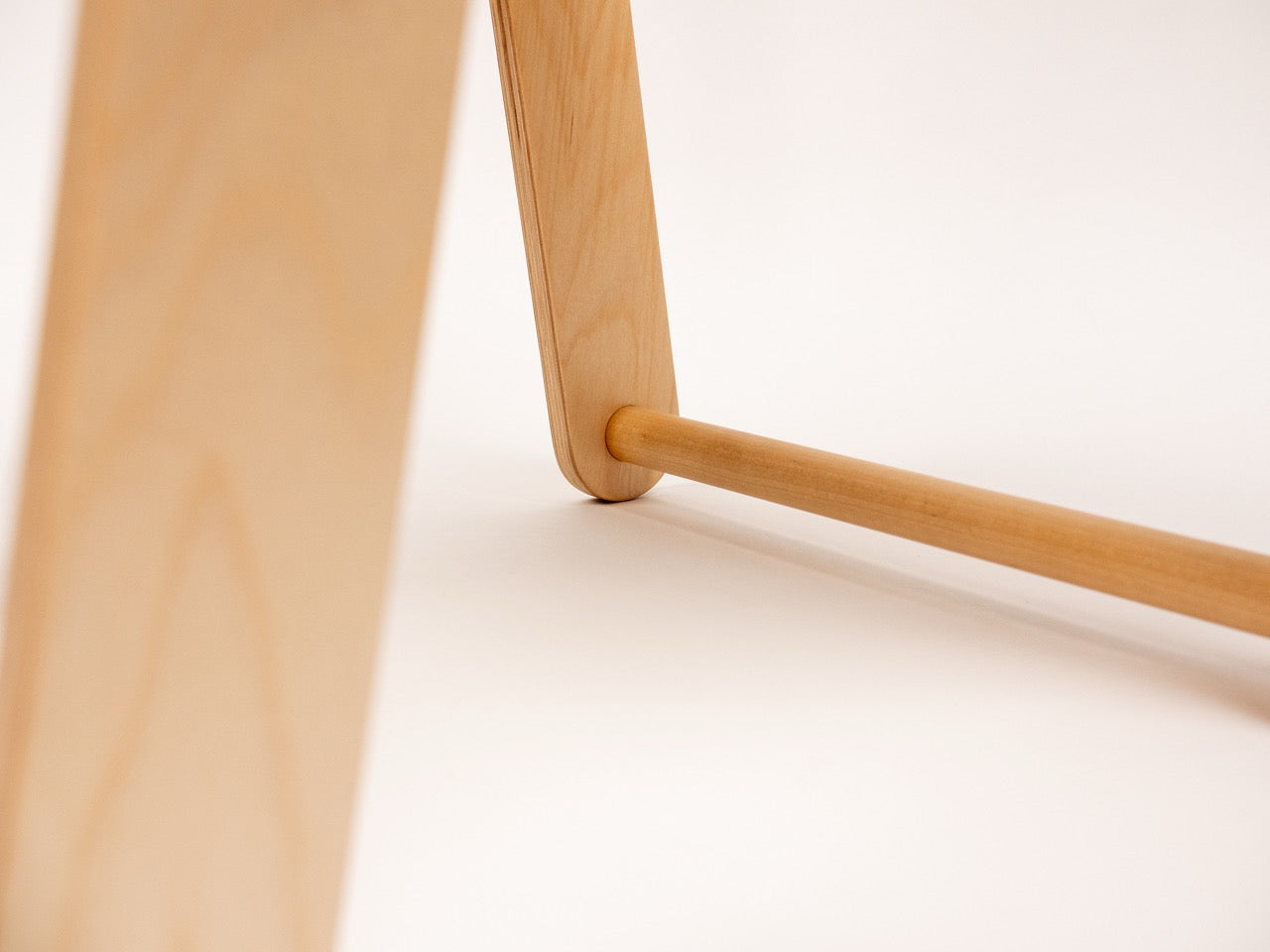 Table & Chair Add-on for Climber Wall Leg&Go