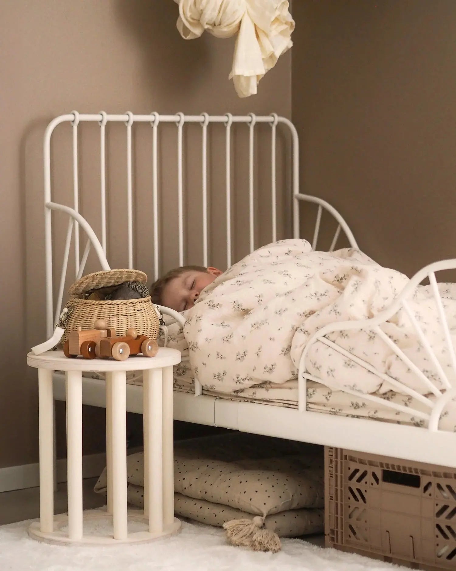 LUOTO Stool - AlmaVidaKids