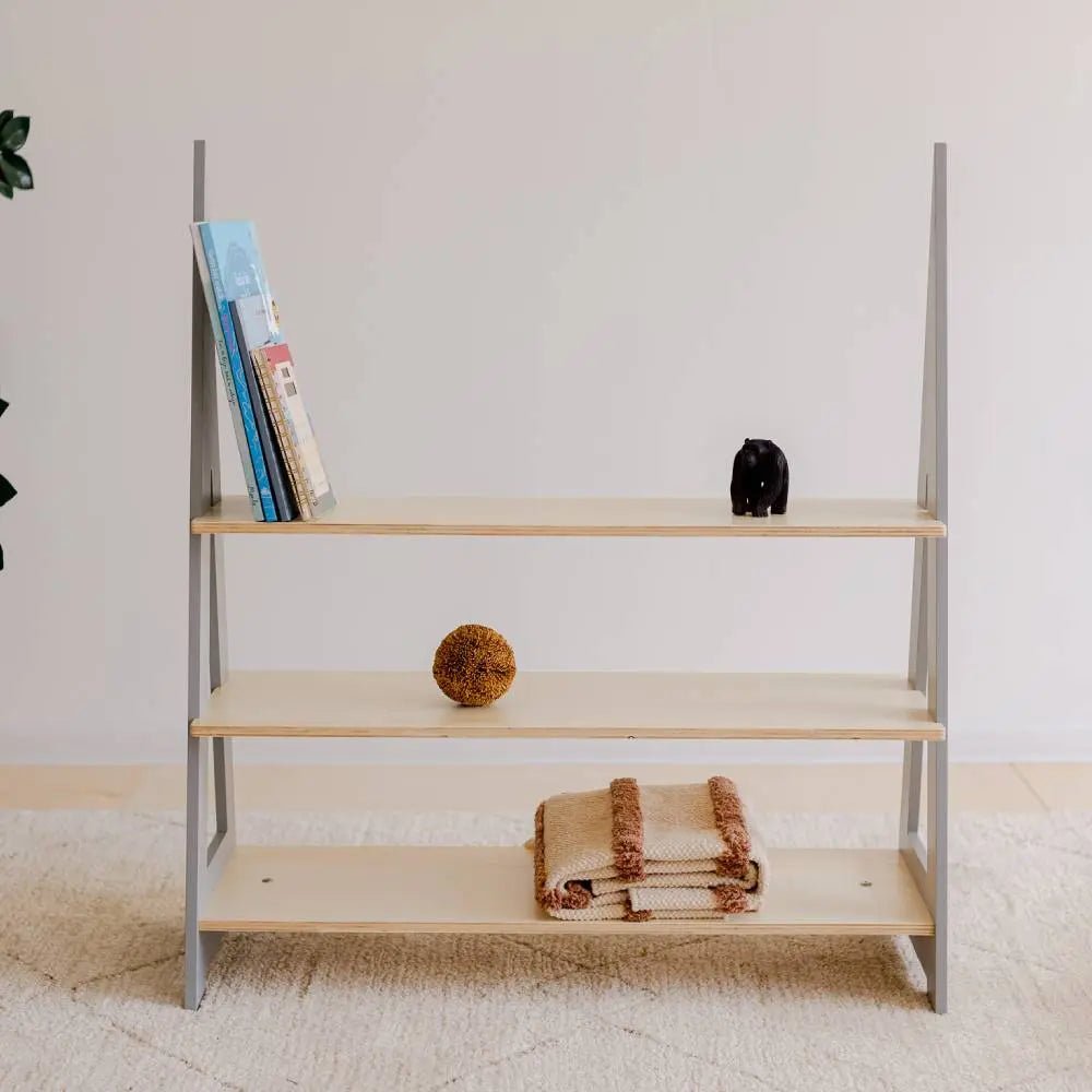 Montessori shelf | Triangle Shaped - AlmaVidaKids