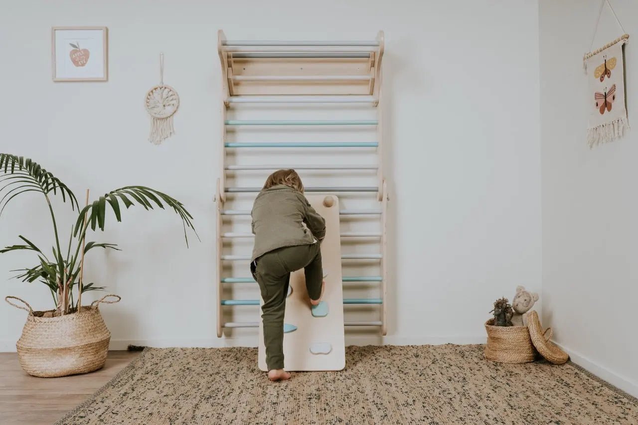 Pikler climbing triangle & climber (swedish) wall - AlmaVidaKids