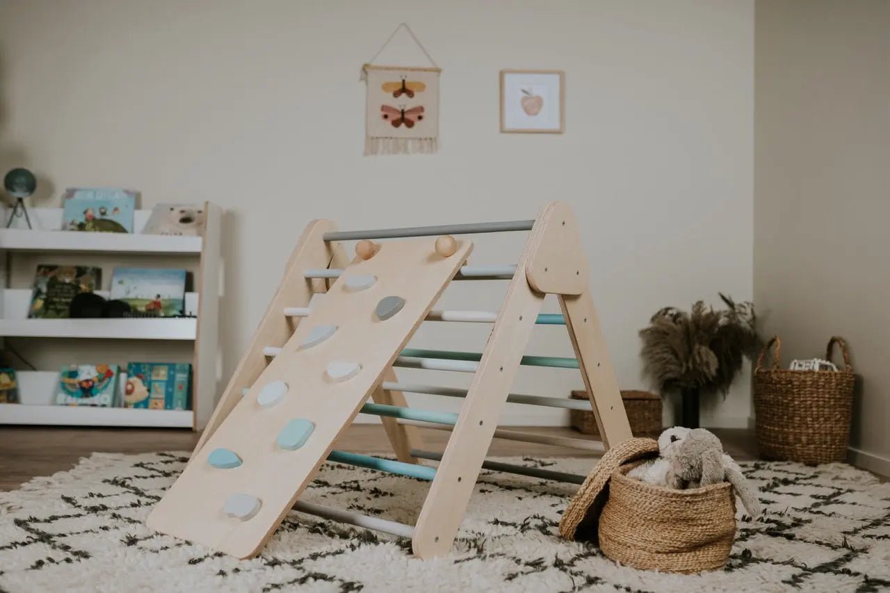 Pikler triangle - AlmaVidaKids