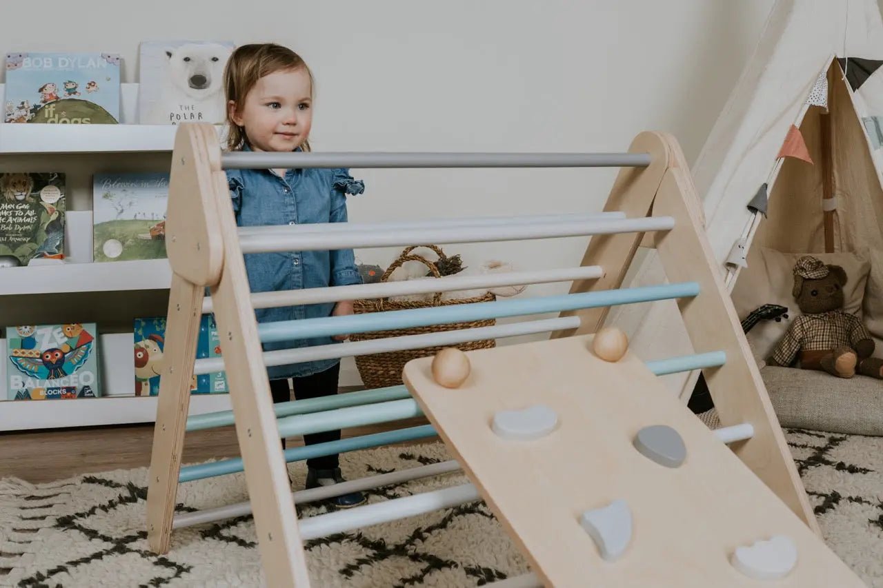 Pikler triangle - AlmaVidaKids