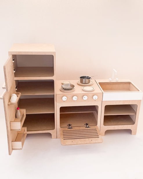 Wooden Play Kitchen - AlmaVidaKids
